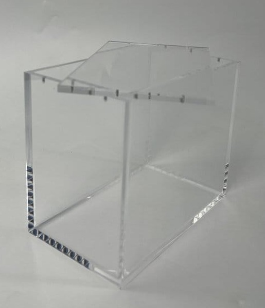 Evoretro - Acrylic Display Case (Akrylkasse) - Gundam Card Game Booster Box (GD01: Newtype Rising)